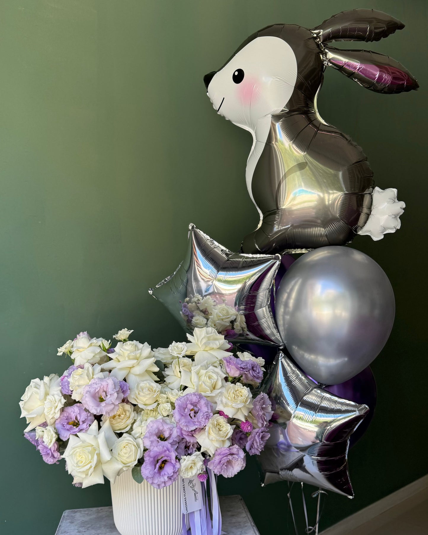 Inflatable Latex Balloon 12" with helium in different colors