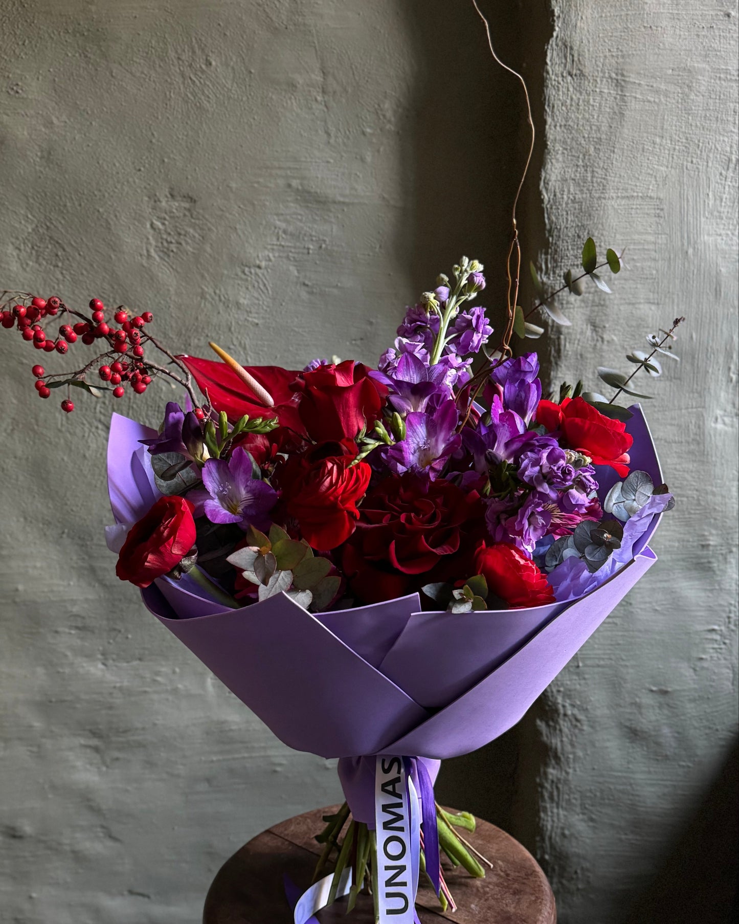 Bouquet mixed flower purple & red gift wrapped
