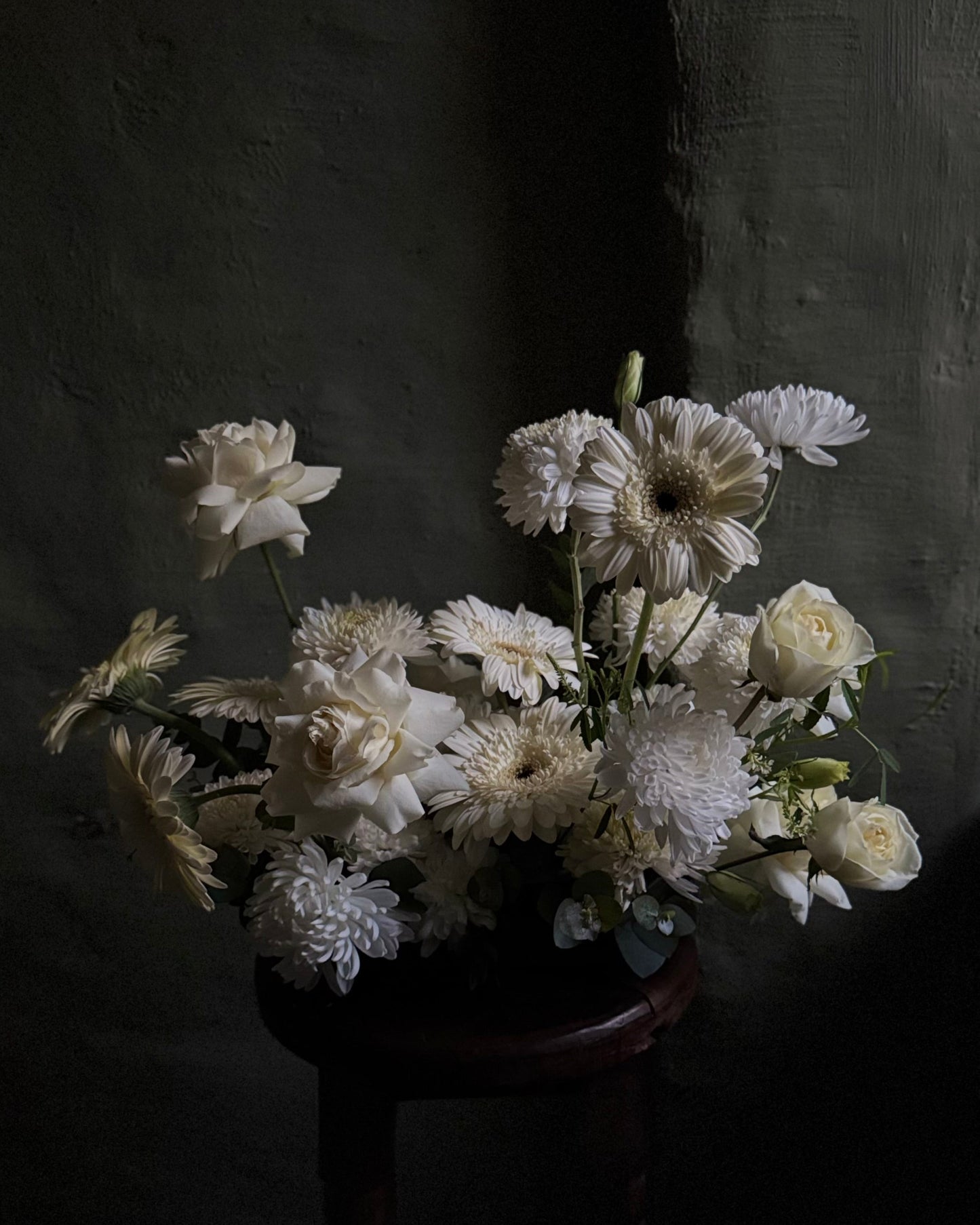 Floral Centerpieces with gerberas & roses & chrysanthemums