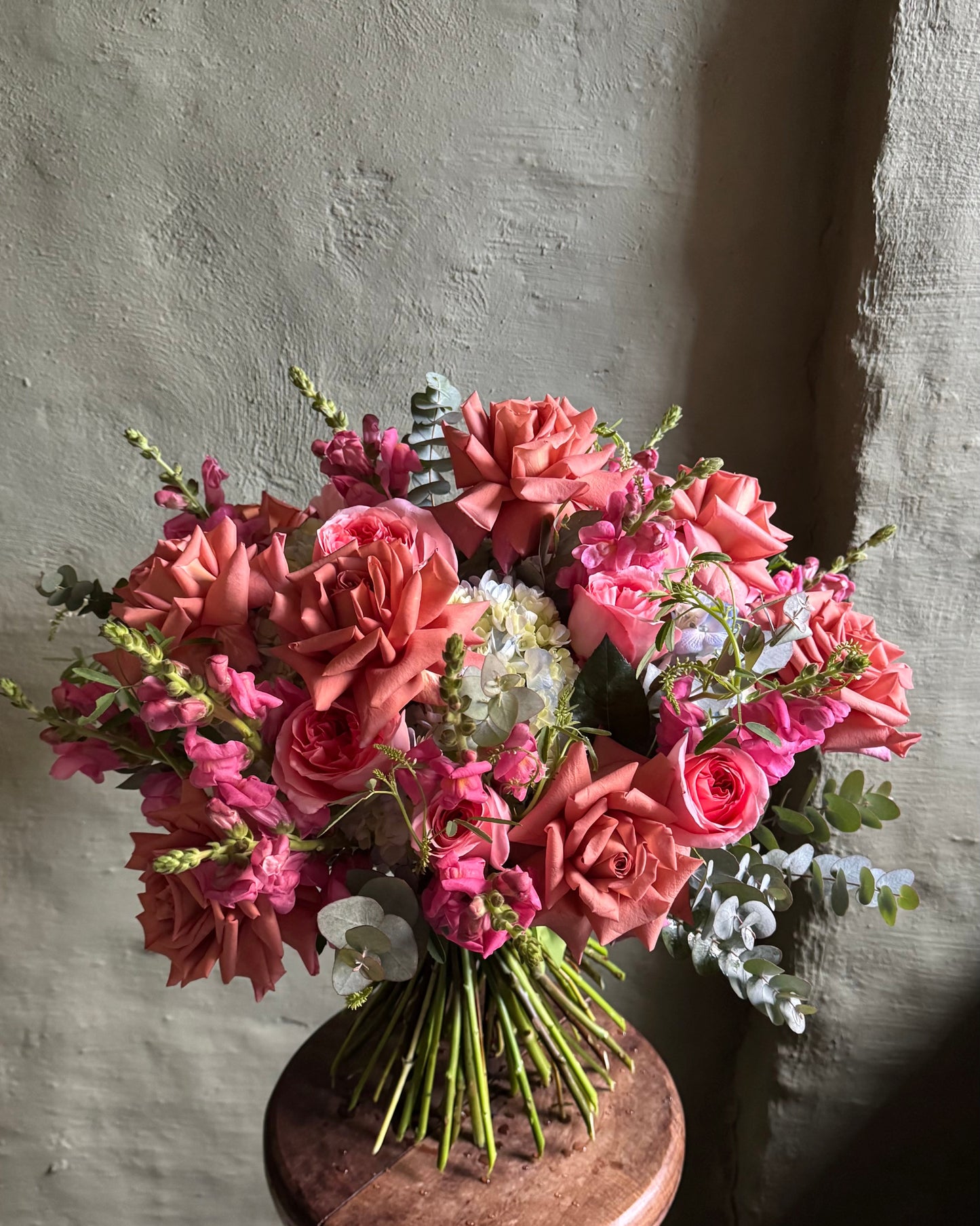 Hand-tied blush-toned bouquet with Ecuador roses