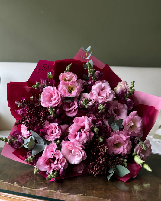 Bouquet mixed flower pink & burgund gift wrapped.