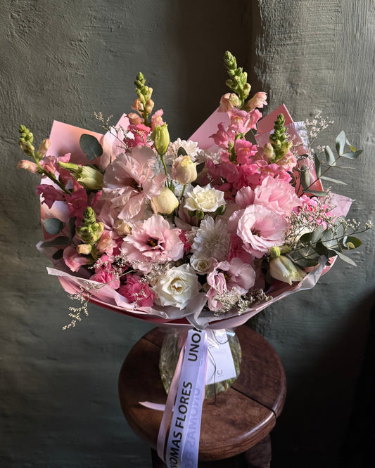 Bouquet mixed flower white & pink gift wrapped